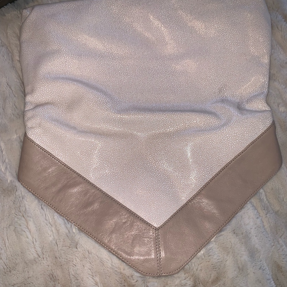 Foley + Corinna Georgina Large Clutch Tan no chain - Picture 5 of 7